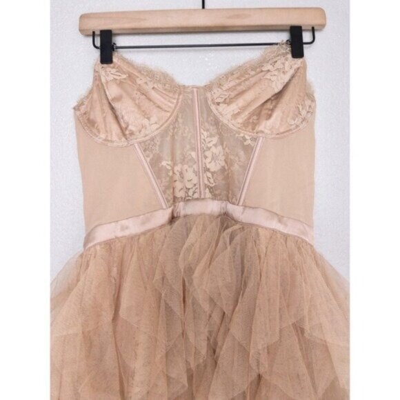 NWT For Love & Lemons x REVOLVE Bustier Gown XL Warm Taupe Ruffle Tulle Lace - Picture 6 of 14